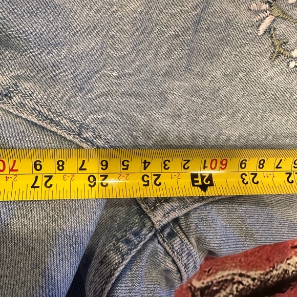 Topshop Moto MOM jeans size 30
Inseam 25”
Graphic Embroidery “Love Me Not” - Picture 7 of 7